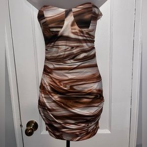 strapless dress